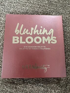 Ulta Beauty Blushing Blooms Eyeshadow Palette - Pink